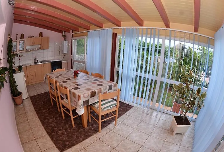 House Vugrinec With Garden And Parking Villa Sisan Croatia