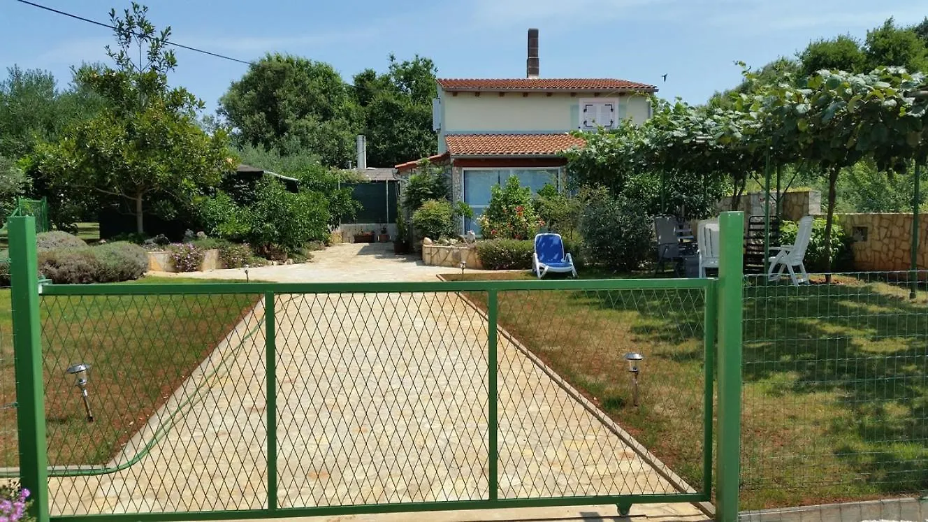 House Vugrinec With Garden And Parking Villa Sisan Holiday home